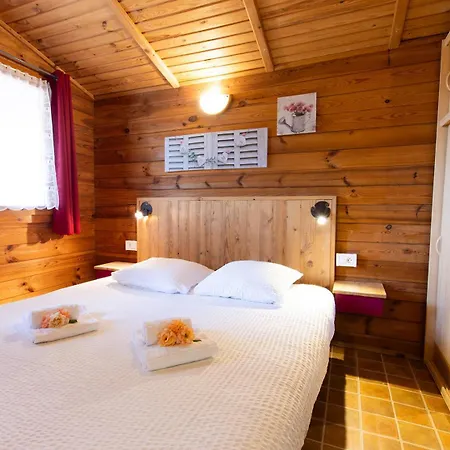 Mare E Monti Chalets Porto Pollo Exterior photo